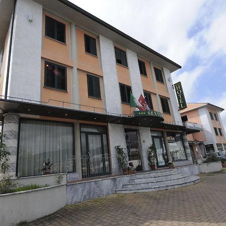 Hotel Sextum Bientina Bagian luar foto